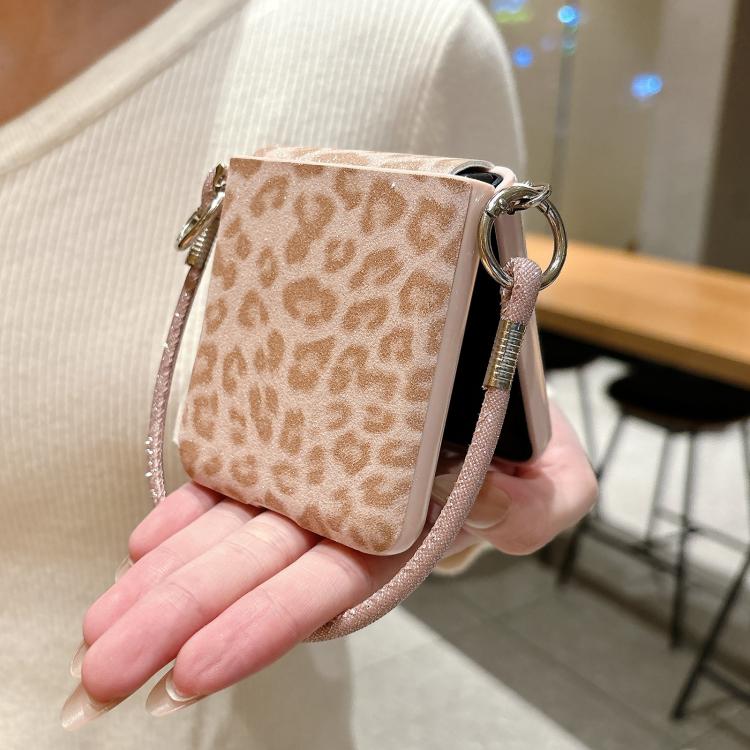 For Motorola Razr 60 Pro Silver Leopard Print Side Clasp Phone Case with DIY Wrist Strap