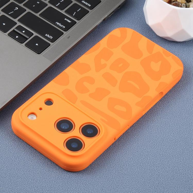 For iPhone 15 Precision Hole Leopard Print Liquid Silicone Phone Case