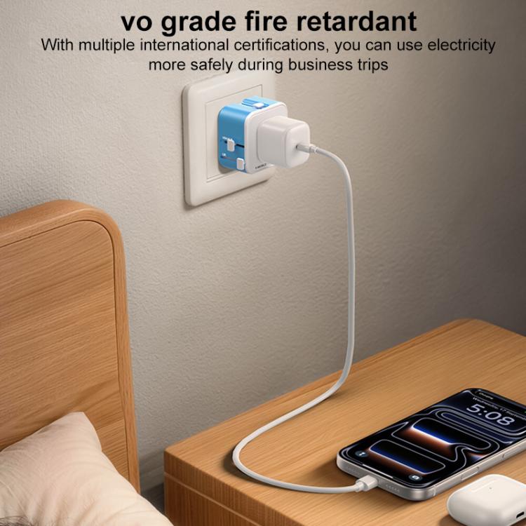 MOMAX UA37 1-World Pocket Mini Ultra-thin Universal Travel Adapter, Plug:UK Plug