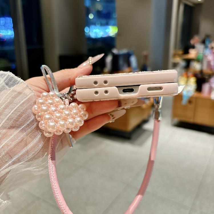 For Samsung Galaxy Z Flip7 FE/6 Scale Texture Side Buckle Shockproof Phone Case with Strap and Heart-Shaped Charm - Pink
