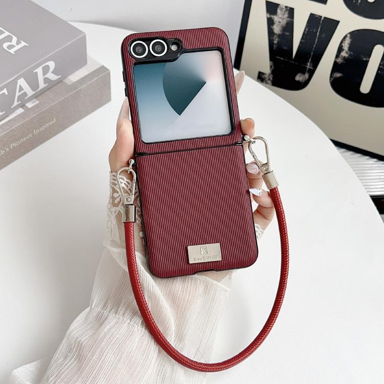 For Samsung Galaxy Z Flip5 Vertical Texture Side Buckle Nameplate Inlay Phone Case with Strap