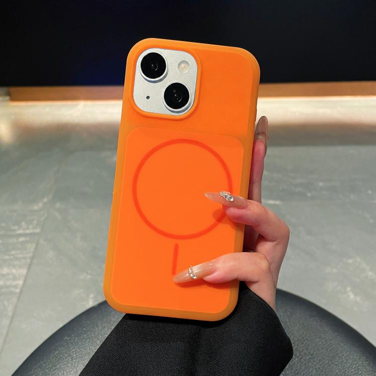 For iPhone 14 Ice Cream Skin Feel Liquid Silicone Fine Circle Magnetic Phone Case