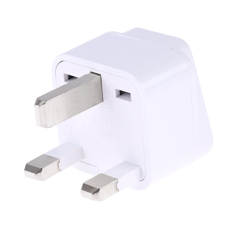 Portable Universal Socket to UK Plug Power Adapter Travel Charger
