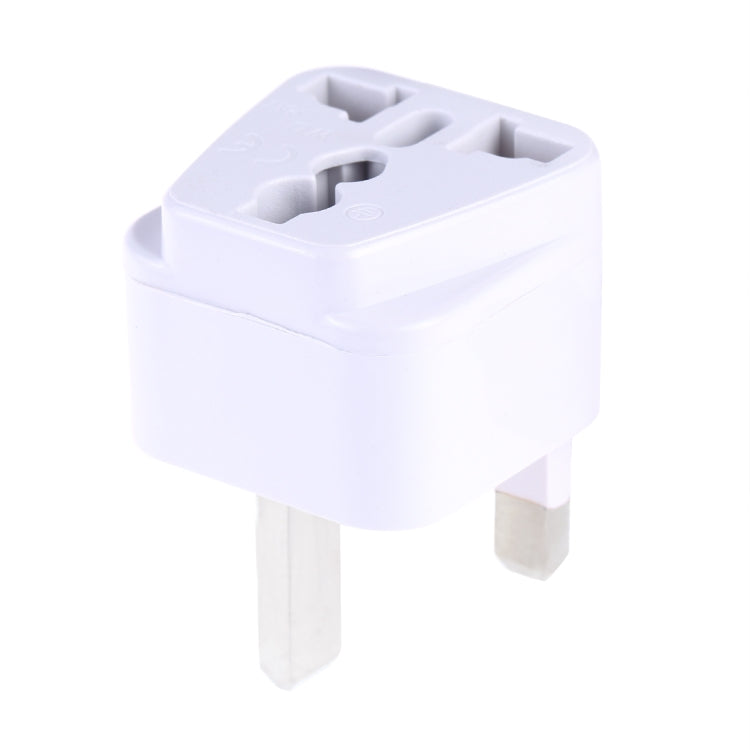 Portable Universal Socket to UK Plug Power Adapter Travel Charger