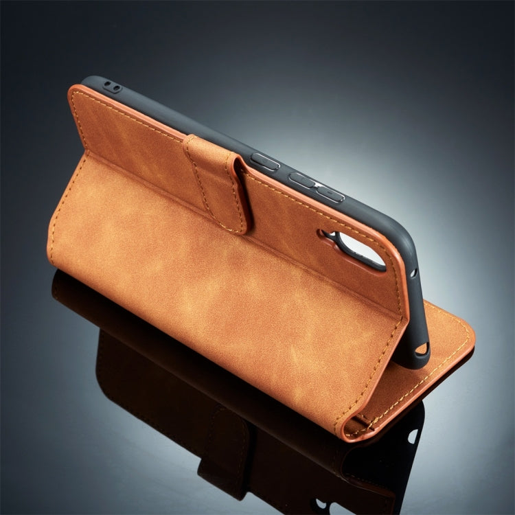 DG.MING Retro Oil Side Horizontal Flip Case for Huawei Y7 Pro (2019), with Holder & Card Slots & Wallet