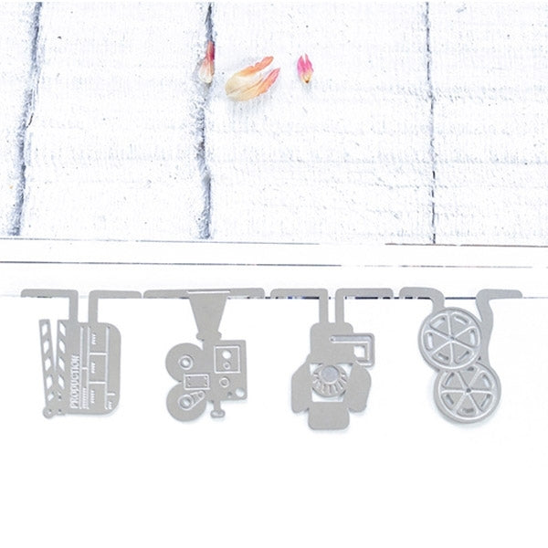 4 PCS Metal Bookmark Creative Mini Book Markers Memorial Art Crafts Bookmark,Random Color Delivery