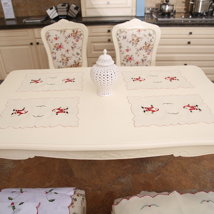 2 PCS Christmas Hollow Embroidered Dining Table Mat, Random Style Delivery, Size: 43*28cm