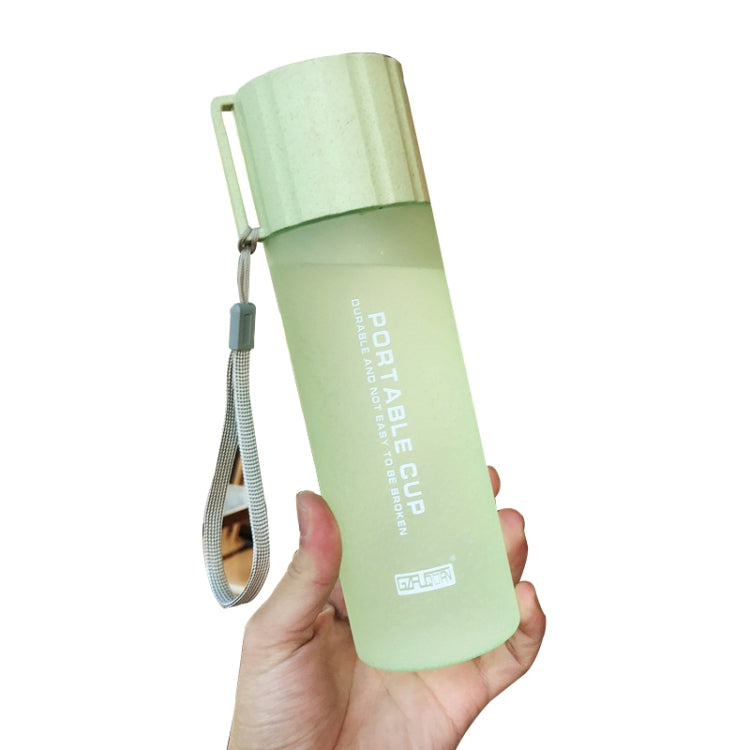 550ml Leak Proof  Brief Designing Plastic Water Bottle With Handle Strap For Common Using