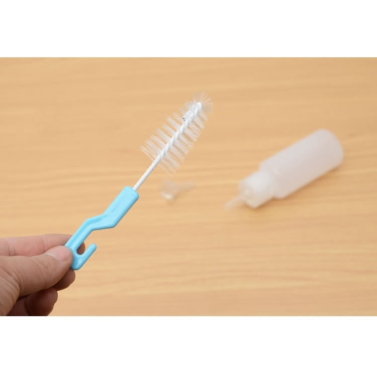 Mini Portable Pet Water Milk Drink Feeding Bottle Dispenser, Capacity: 60ml