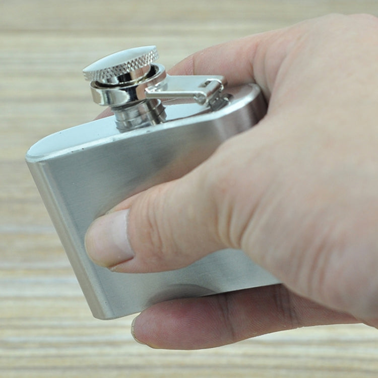 58ml(2oz) Stainless Steel Pocket Flagon Outdoor Sports Flat ultralight Liquor Flask Camping Portable Wearproof Wine Pot(Silver)