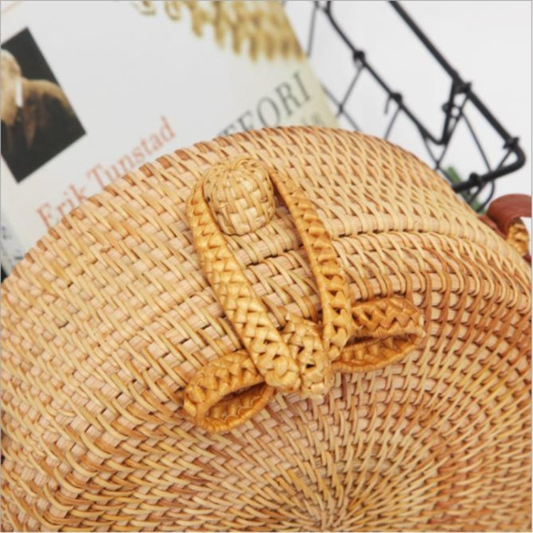 Bowknot Pattern Autumn Rattan Handmade Rattan Bag  Vintage Art Beach Ladies Diagonal Bag, Size:20x20x8cm