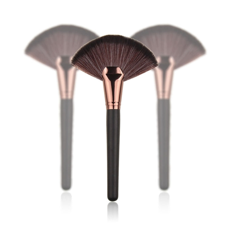 Wooden Handle Powder Foundation Cosmetic Makeup Fan-shaped Brush Tool