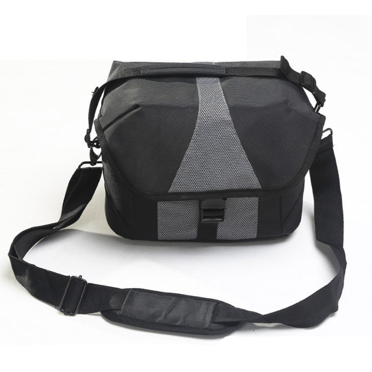 Portable Waterproof Nylon Surface Material Outdoor Sports Sling Shoulder Bag Handheld DSLR Camera Bag Bag with Adjustable Detachable Shoulder Strap for GoPro, SJCAM, Nikon, Canon, Xiaomi Xiaoyi YI, Size: 24.5*14*19cm(Black)