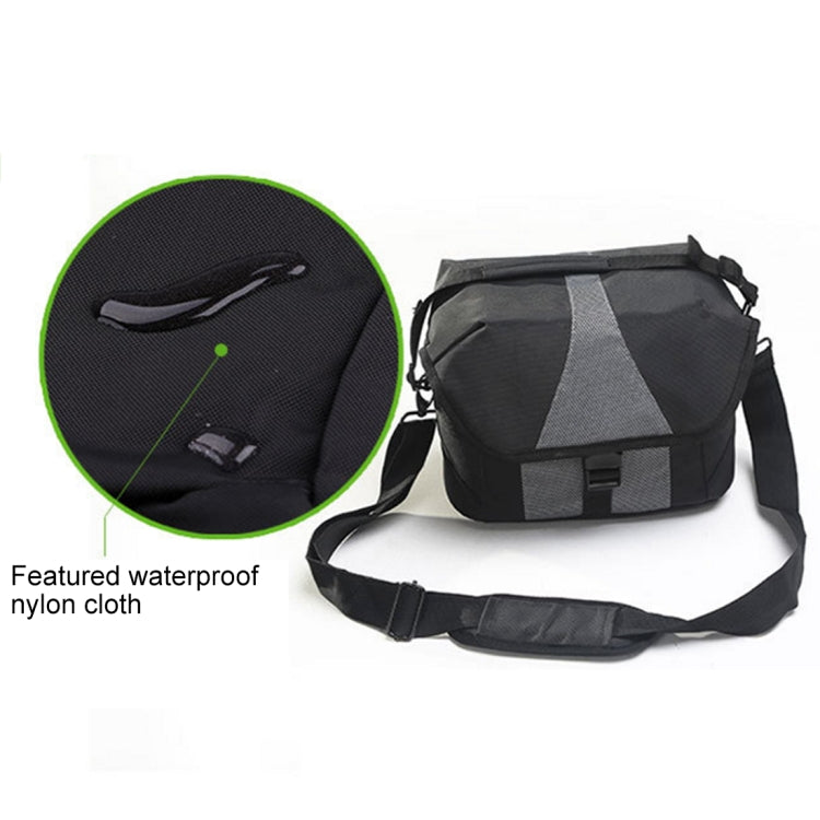 Portable Waterproof Nylon Surface Material Outdoor Sports Sling Shoulder Bag Handheld DSLR Camera Bag Bag with Adjustable Detachable Shoulder Strap for GoPro, SJCAM, Nikon, Canon, Xiaomi Xiaoyi YI, Size: 24.5*14*19cm(Black)