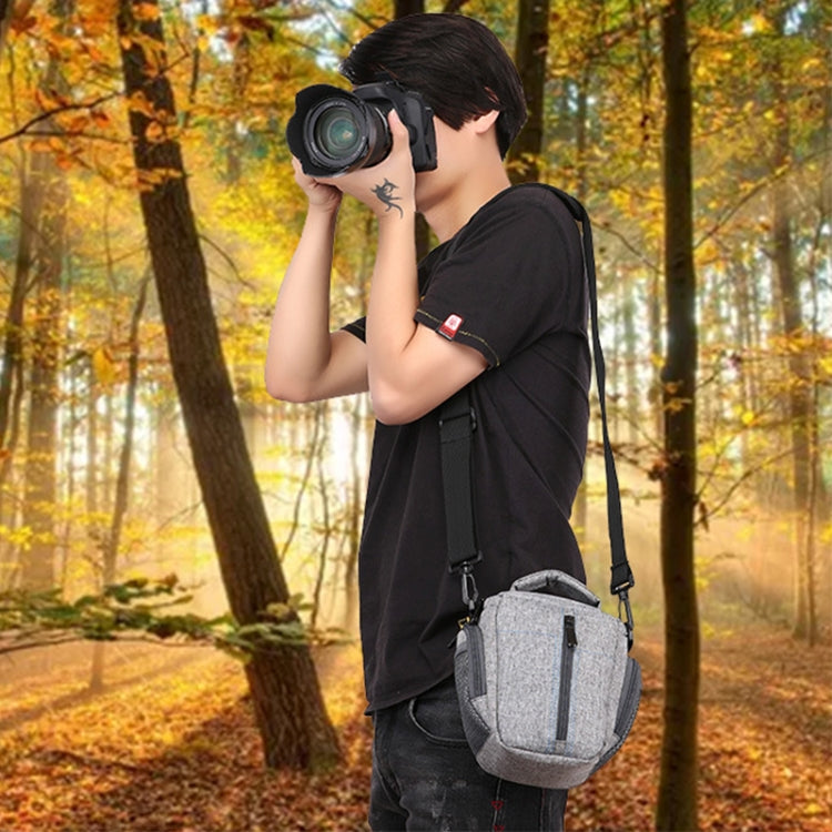 HUWANG Portable Waterproof Nylon Surface Material Outdoor Sports Sling Shoulder Bag for DSLR Cameras, Size: 20cm x 17cm x 9cm(Grey)