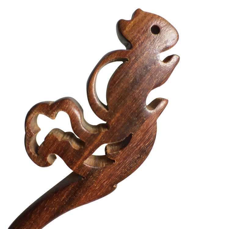 Classical Sandalwood Hairpin Ancient Style Headdress-Squirrel + Gift Box, Gift Box Colors Are Random (Red)
