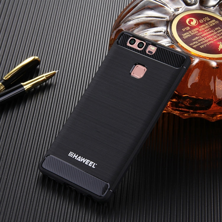 HAWEEL For Huawei  P9 Brushed Carbon Fiber Texture Shockproof TPU Protective Case(Black)