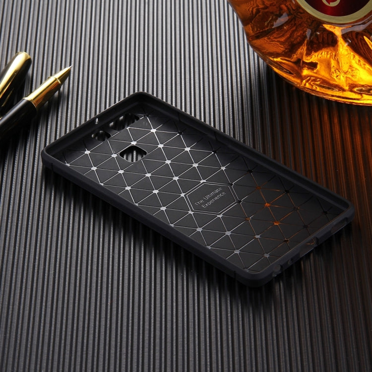 HAWEEL For Huawei  P9 Brushed Carbon Fiber Texture Shockproof TPU Protective Case(Black)