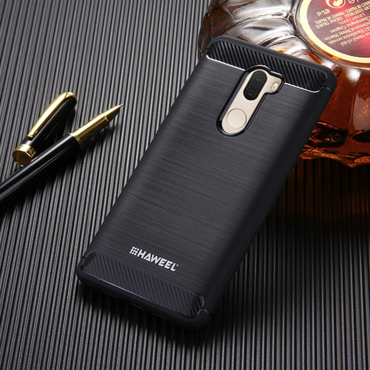 HAWEEL for  Xiaomi MI 5s Plus Brushed Carbon Fiber Texture Shockproof TPU Protective Case(Black)