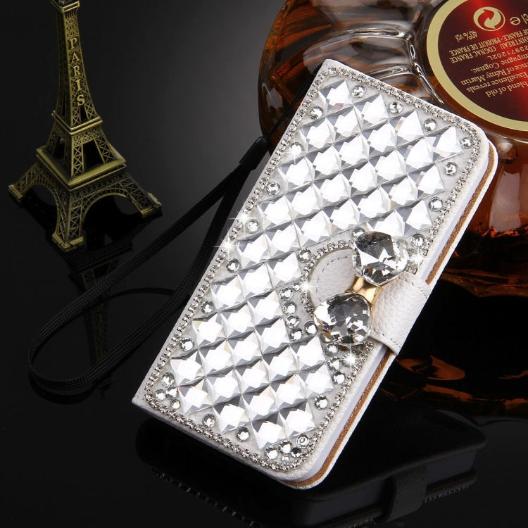For iPhone SE & 5s & 5 Diamond Encrusted Bowknot Pattern Horizontal Flip Leather Case with Magnetic Buckle & Card Slots & Holder & Lanyard