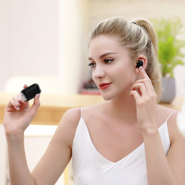 REMAX TWS-5 TWS Bluetooth 5.0 Smart Touch Wireless Bluetooth Earphone with Magnetic Charging Box, Support for Binaural Calls