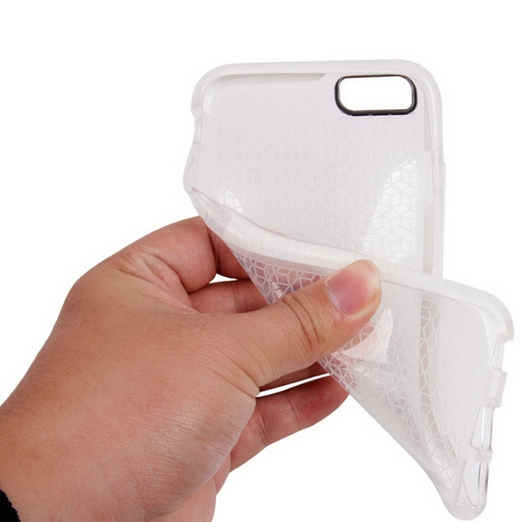 For iPhone 6 & 6s Tridimensional Diamond Pattern TPU Protective Case