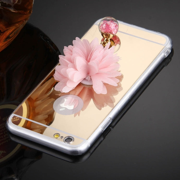 For iPhone 6 & 6s Flower Chain Pendant Electroplating Mirror TPU Protective Case(Gold)