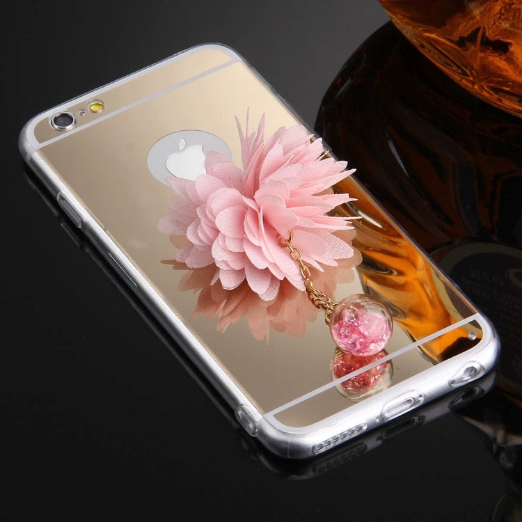 For iPhone 6 Plus & 6s Plus Flower Chain Pendant Electroplating Mirror TPU Protective Case(Gold)