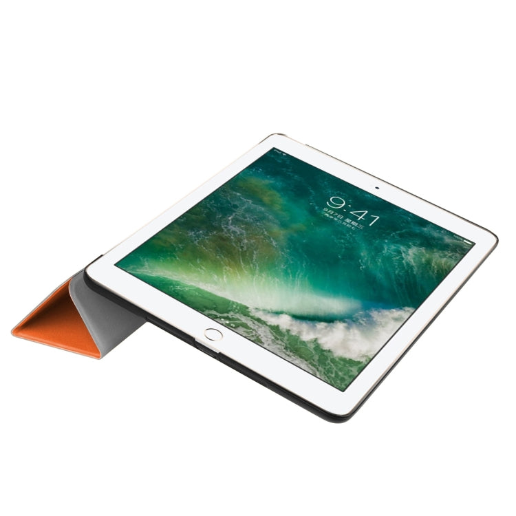 For iPad 9.7 (2018) & iPad 9.7 (2017) Custer Texture Horizontal Flip Leather Case with Three-folding Holder & Sleep / Wake-up Function