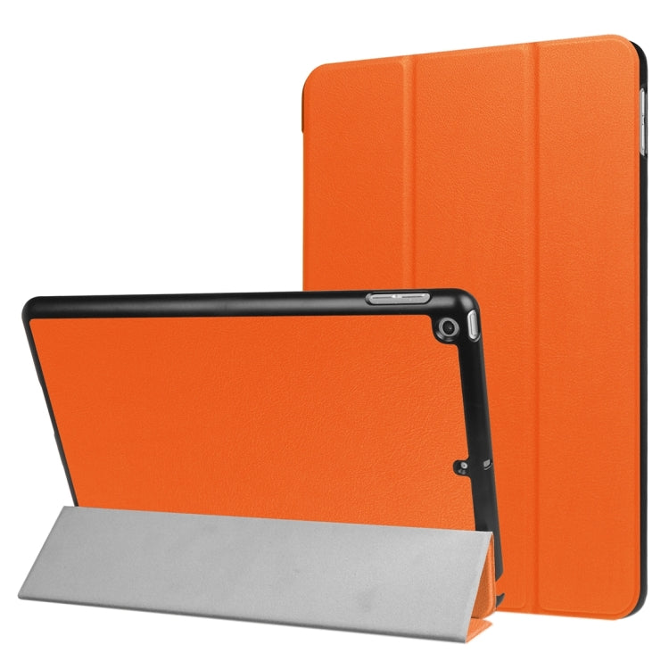 For iPad 9.7 (2018) & iPad 9.7 (2017) Custer Texture Horizontal Flip Leather Case with Three-folding Holder & Sleep / Wake-up Function