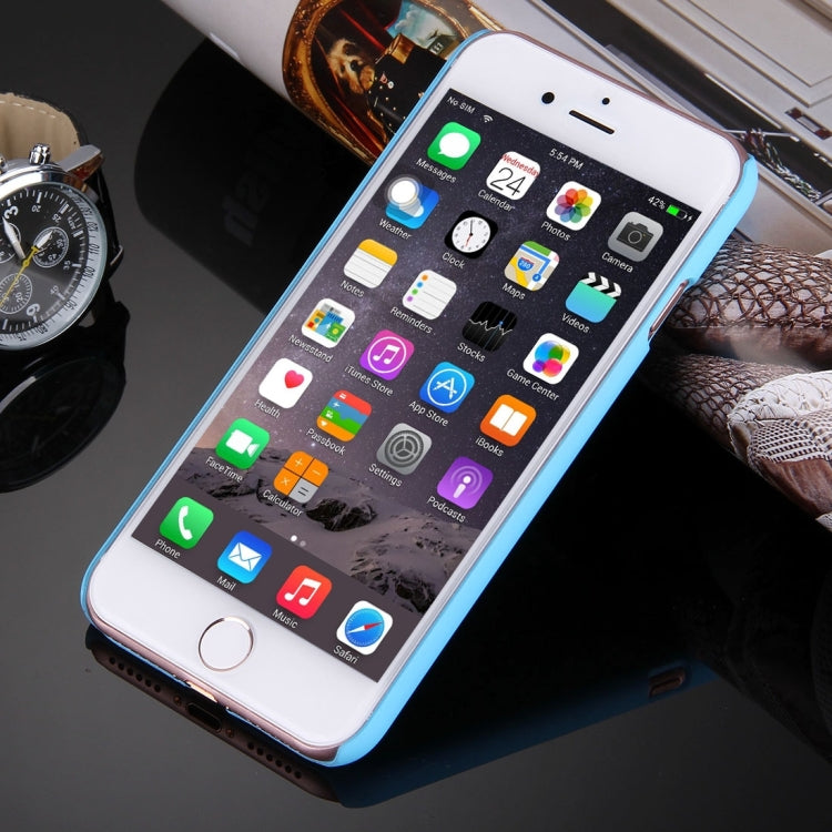 For  iPhone 8 & 7  Embossed Flowers Pattern Plastic Protective Case