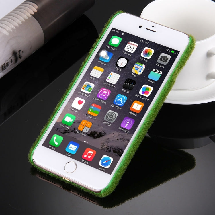 For iPhone 8 Plus & 7 Plus   Simulation 3D Green Grass Lawn Hard Cover Phone Protective Back Case(Green)