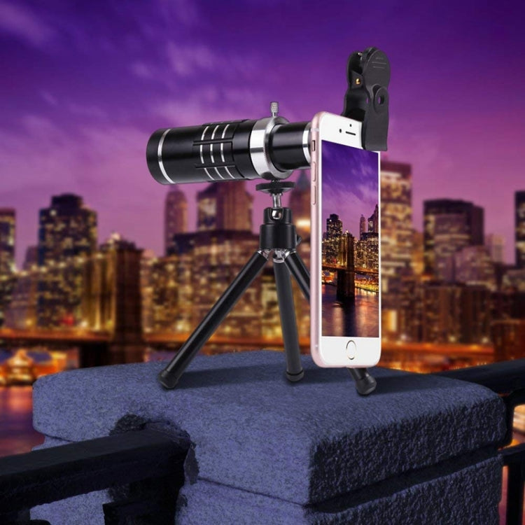 Universal 18X Zoom Telescope Telephoto Camera Lens with Tripod Mount & Mobile Phone Clip, For iPhone, Galaxy, Huawei, Xiaomi, LG, HTC and Other Smart Phones