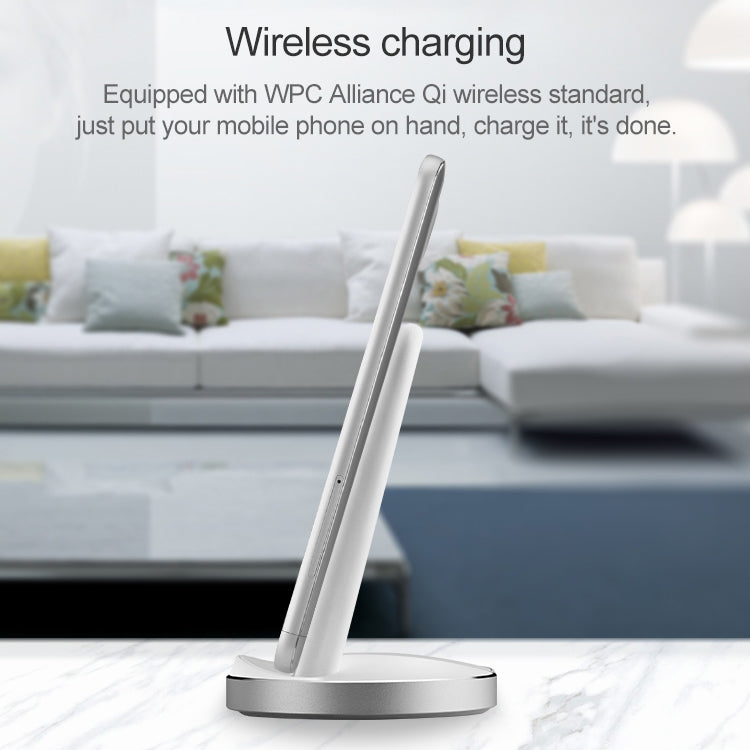 Momax 10W Qi Standard Supportive Design Double Coil Mode Fast Charging Wireless Charger