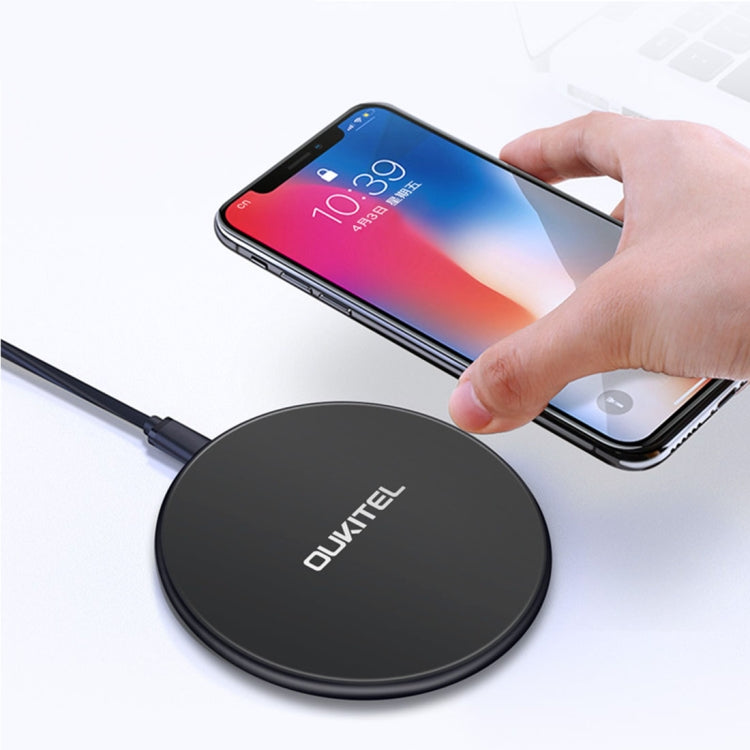OUKITEL 10W Fast Charging Qi Wireless Charger Pad with Indicator Light, For iPhone, Galaxy, Huawei, Xiaomi, LG, HTC and Other QI Standard Smart Phones