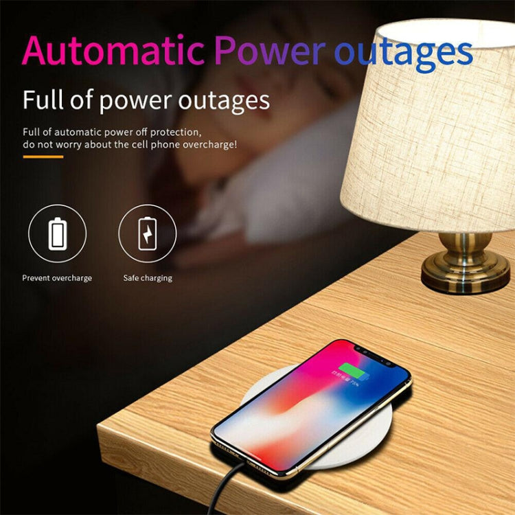 Q18 Fast Charging Qi Wireless Charger Station with Indicator Light
