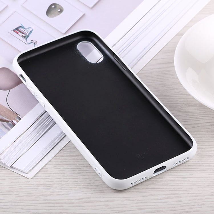 For iPhone X / XS Fashion Heart Pattern Anti-scratch Gradient Color Glass Protection Case