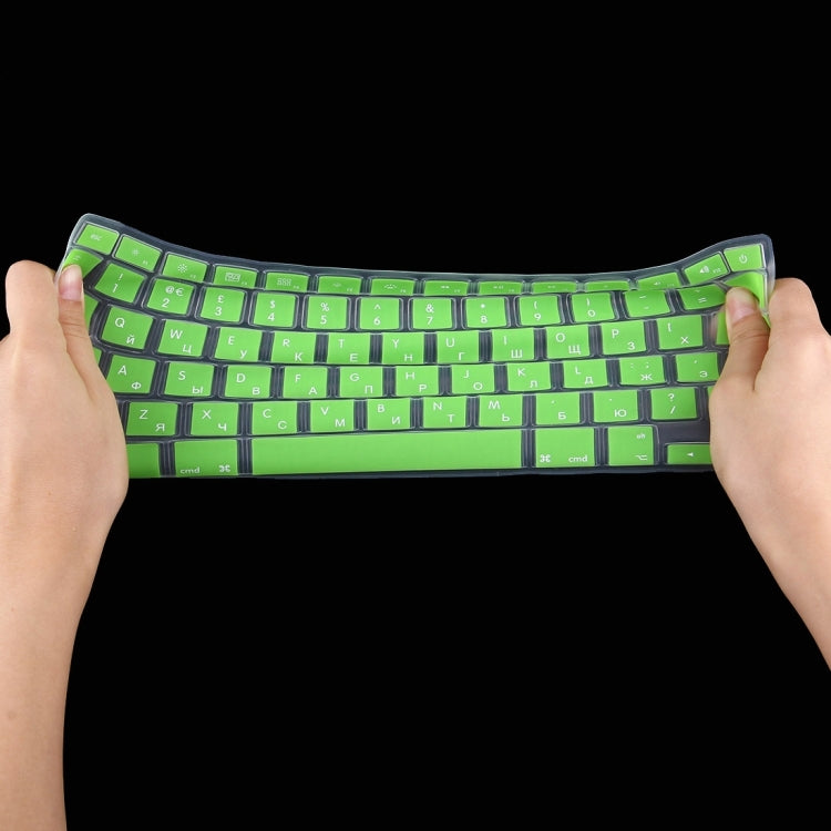10 PCS Colorized Apple Laptop Silicone Keyboard Protector Protective Film for Macbook 13.3 inch & 15.4 inch & 17 inch, EU Version / Russian, Random Color Delivery