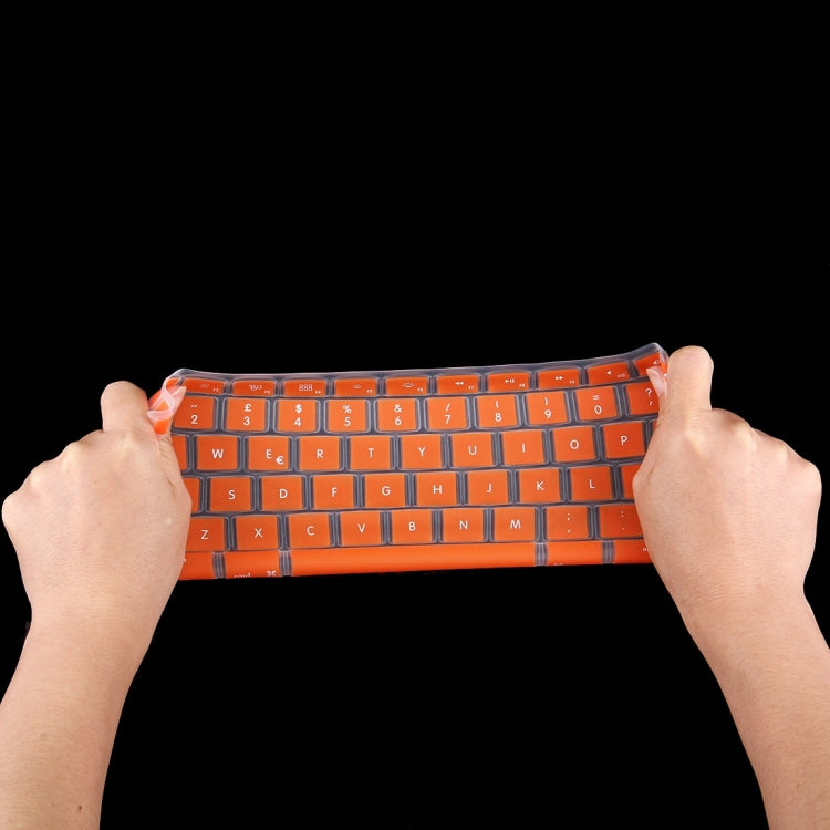 10 PCS Colorized Apple Laptop Silicone Keyboard Protector Protective Film for Macbook 13.3 inch & 15.4 inch & 17 inch, EU Version / Italian, Random Color Delivery