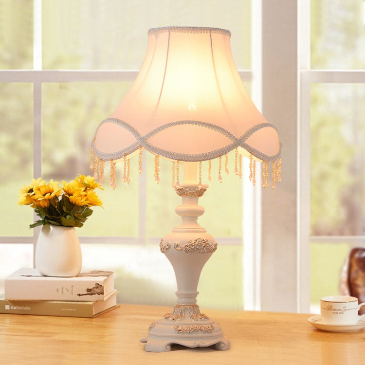 European Style Classical Carving Decoration Bedroom Warm White Light Bedside Lamp
