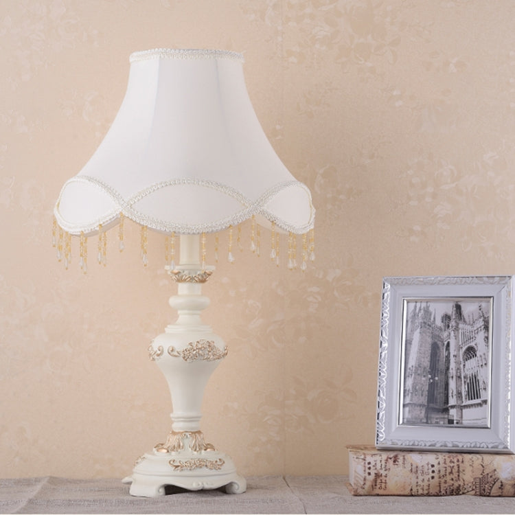 European Style Classical Carving Decoration Bedroom Warm White Light Bedside Lamp