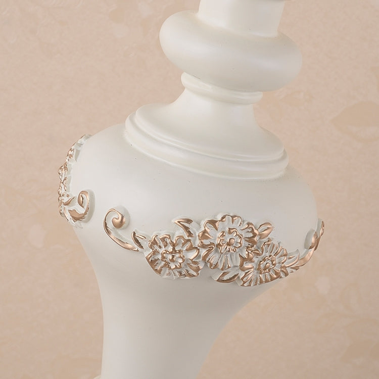 European Style Classical Carving Decoration Bedroom Warm White Light Bedside Lamp