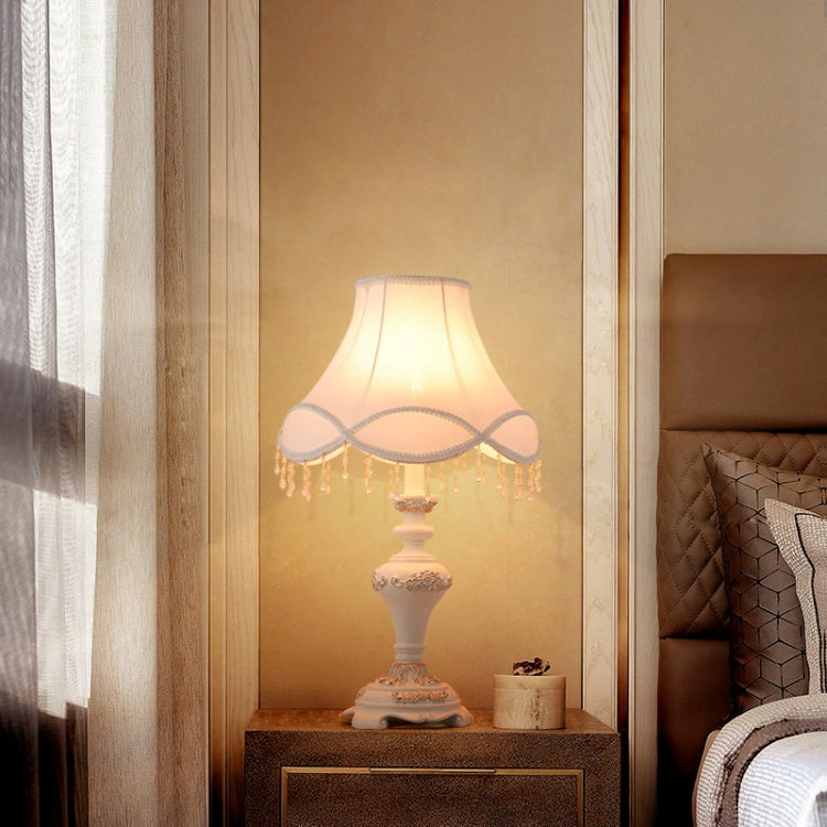 European Style Classical Carving Decoration Bedroom Warm White Light Bedside Lamp