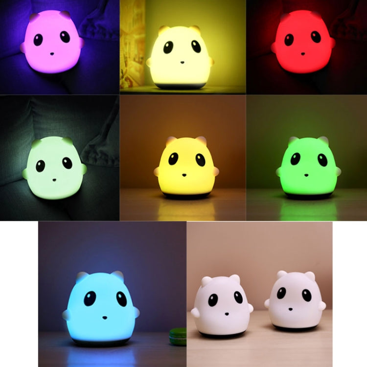 T8 Lucky Bear Shape Patted Colorful Light, Dry Battery Powered Silicone Energy-saving LED Night Lamp(White)