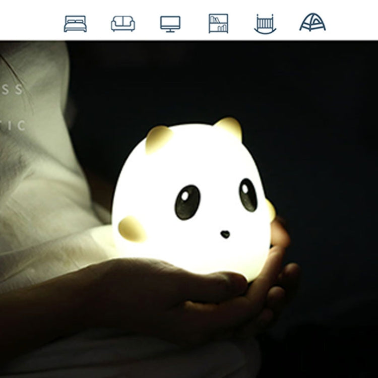 T8 Lucky Bear Shape Patted Colorful Light, USB Charging Silicone Energy-saving LED Night Lamp(White)