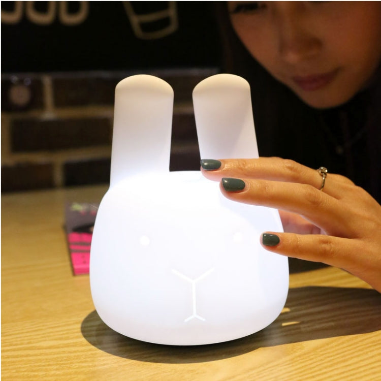 T5 Angola Rabbit Shape Patted Colorful Light, USB Charging Silicone Energy-saving LED Night Lamp(White)