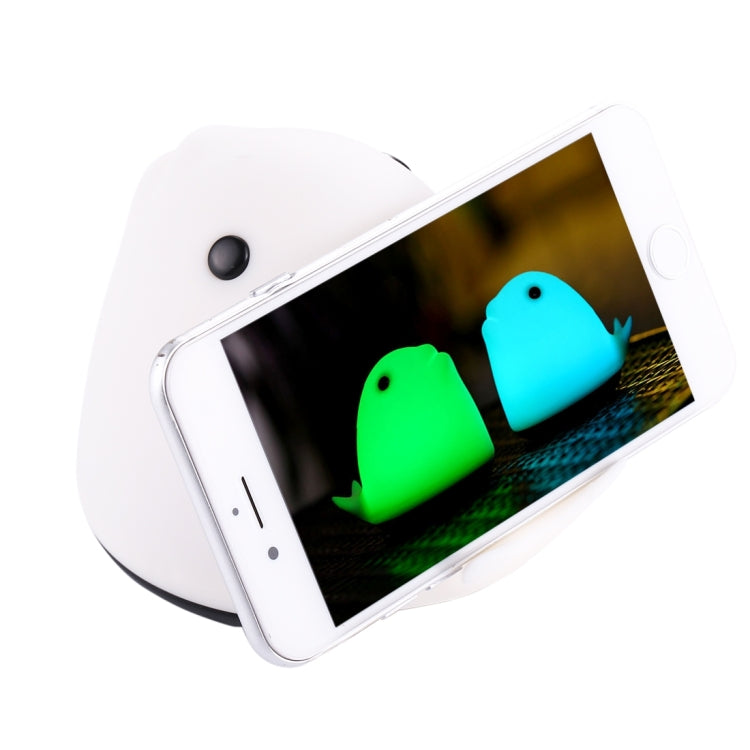 T10 Dolphin Shape Colorful LED Patted Night Light , USB Charge Silicone Energy-saving Lamp with Phone Holder