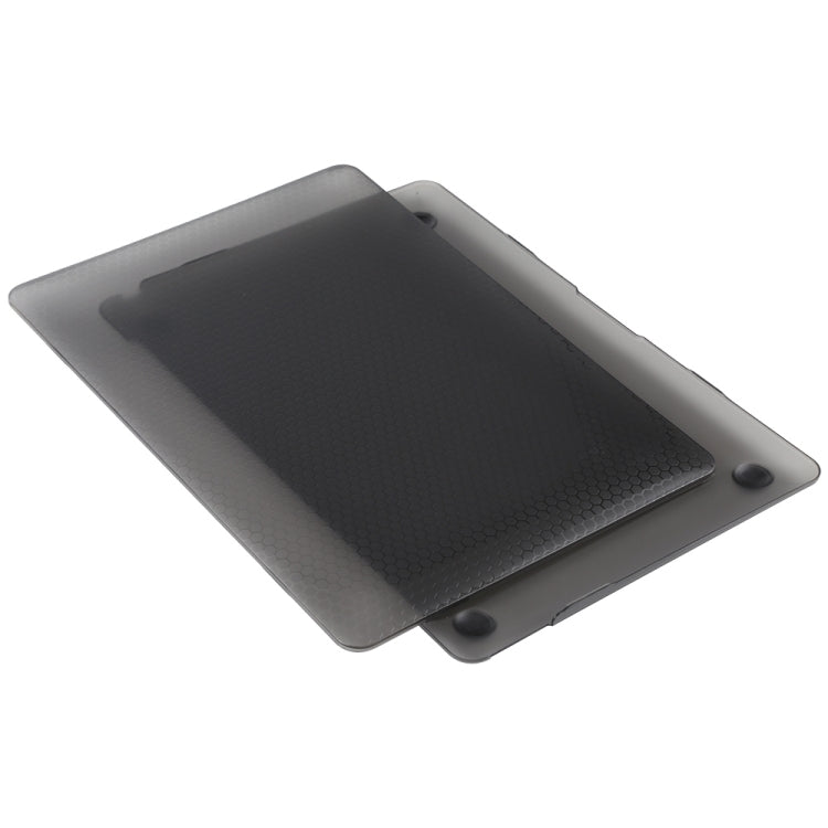 Laptop Plastic Honeycomb Protective Case For MacBook Pro 13.3 inch 2022