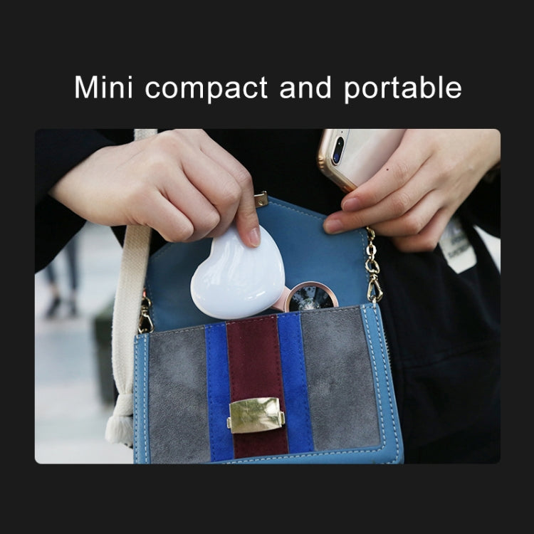 RK47 Portable Tri-color Adjustable Brightness Heart-shaped Fill Light