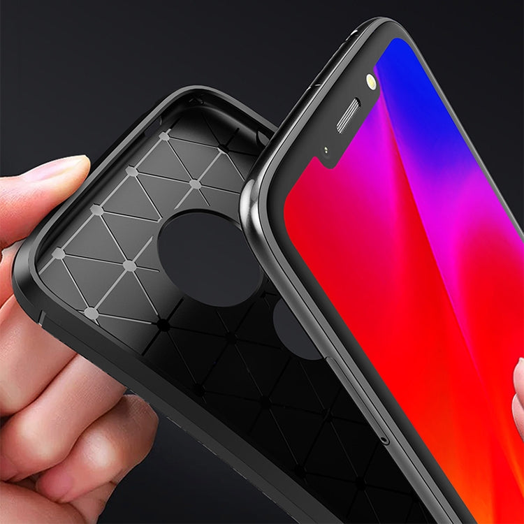 Beetle Series Carbon Fiber Texture Shockproof TPU Case for Motorola Moto G7 Play (US Version) (Brown)